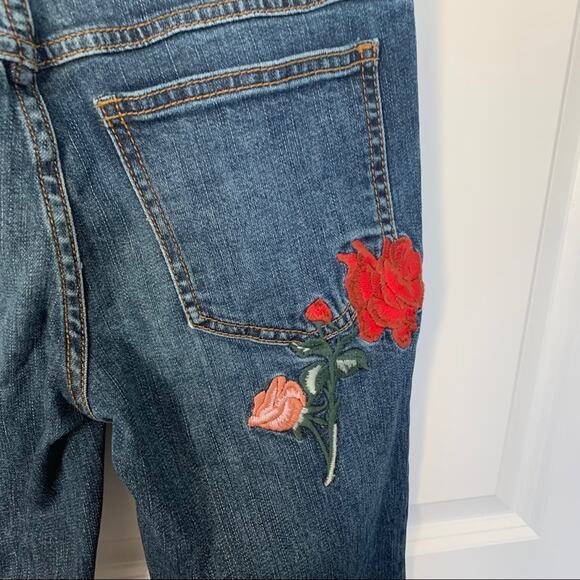 Free People Four Seasons Rose Patch Raw Hem Denim Slim Ankle Crop Jeans 25 - Picture 9 of 11